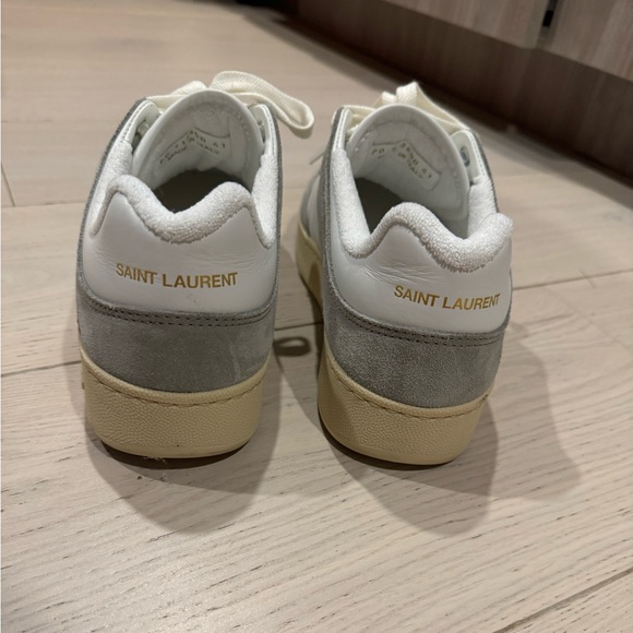 Saint Laurent Low Top Sneakers - Picture 4 of 6